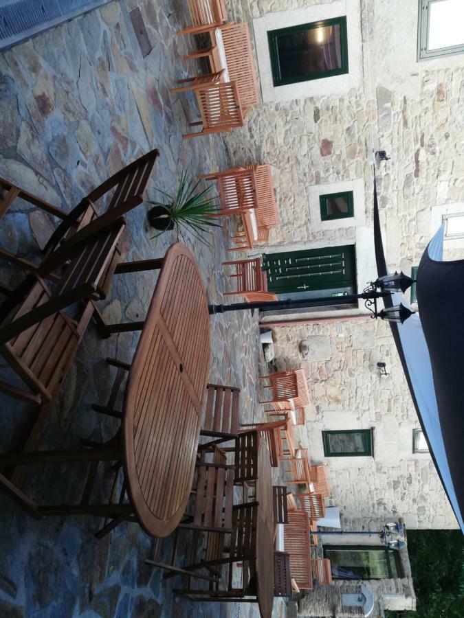 Hosteria Calixtino Palas de Rei 外观 照片